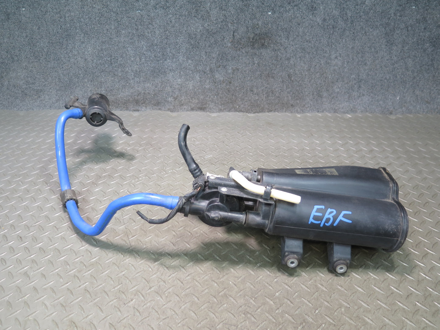 2015-2020 BMW F32 F33 F82 F83 M4 Fuel Evap Vapor Charcoal Canister Assembly