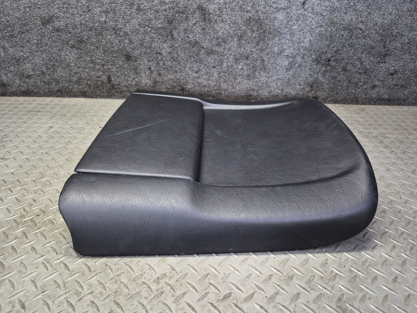 01-03 Lexus UCF30L LS430 Front Right Seat Back Trim Panel Black OEM