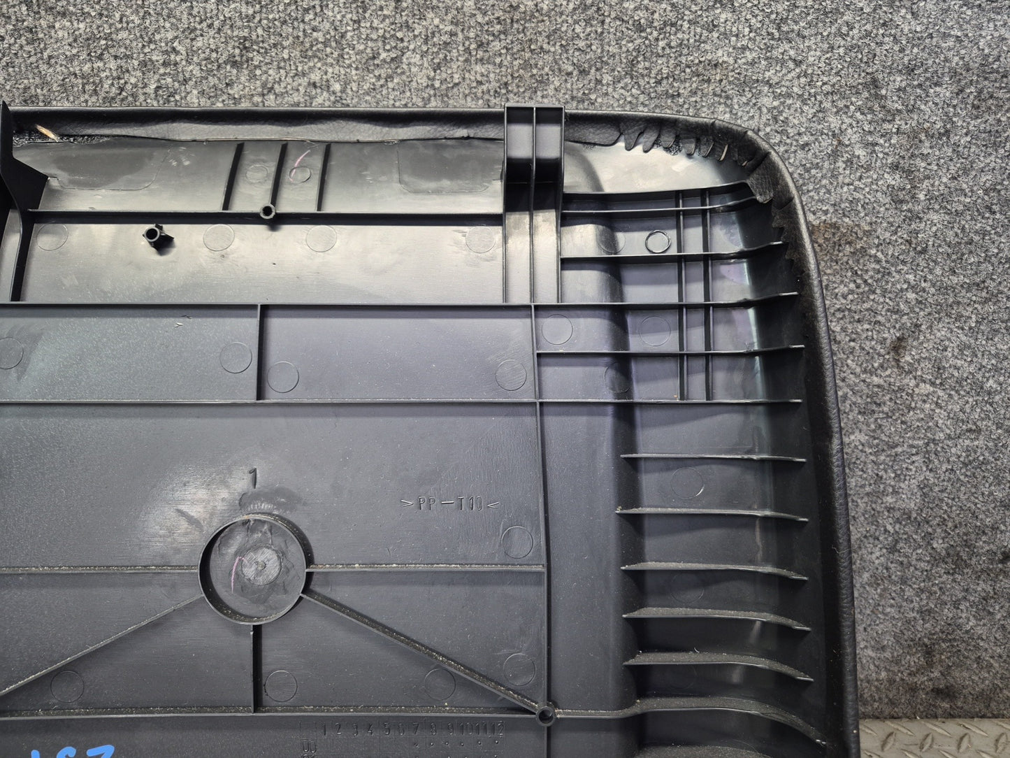 01-03 Lexus UCF30L LS430 Front Left Driver Seat Back Trim Panel Black OEM