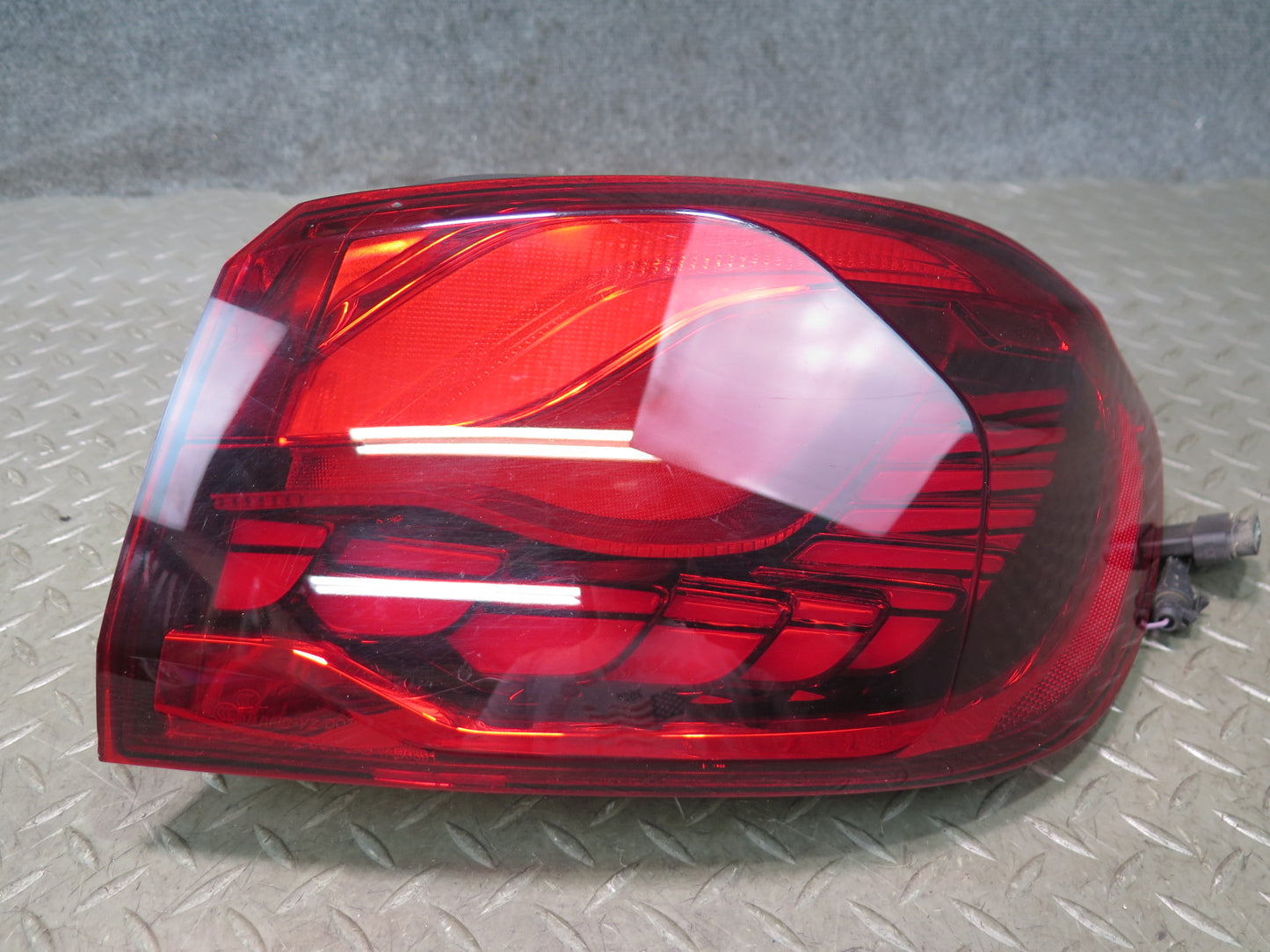 2015-2017 BMW F32 F33 F82 F83 M4 Aftermarket Rear Right Outer Tail Light Lamp