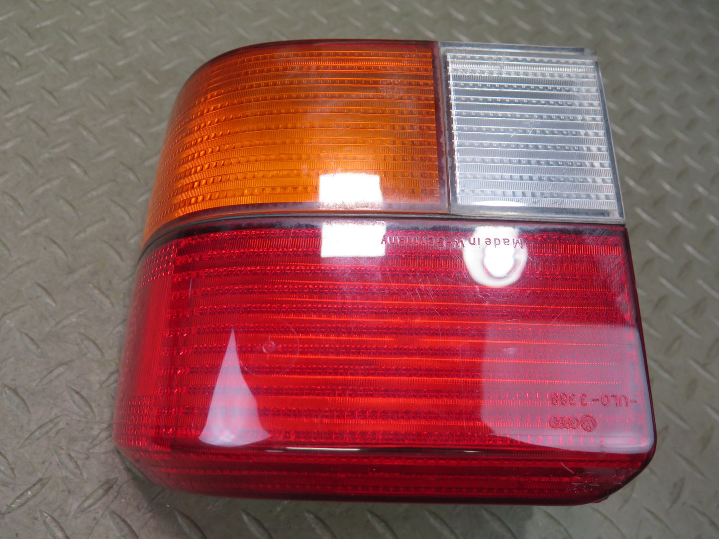 99-03 VW Eurovan T4 Set of 2 Rear Left & Right Tail Light Lamp OEM