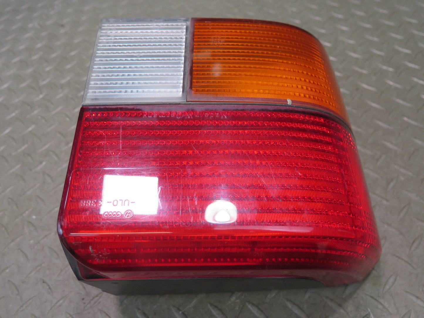 99-03 VW Eurovan T4 Set of 2 Rear Left & Right Tail Light Lamp OEM