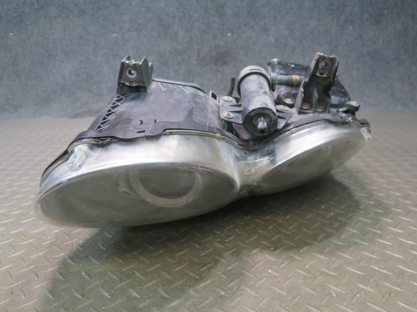 2003-2008 Bentley Continental GT GTC Front Right Side Xenon Headlight Lamp