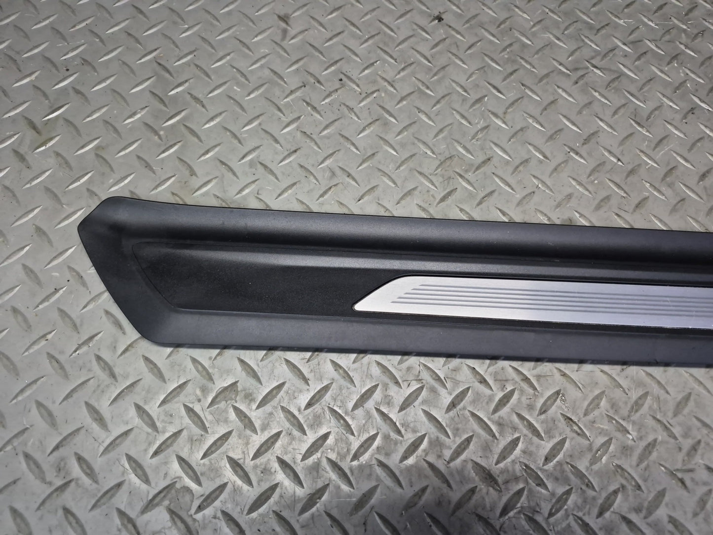 2015-2020 BMW F33 F83 M4 Convertible Door Scuff Sill Plate Trim Panel Set of 2