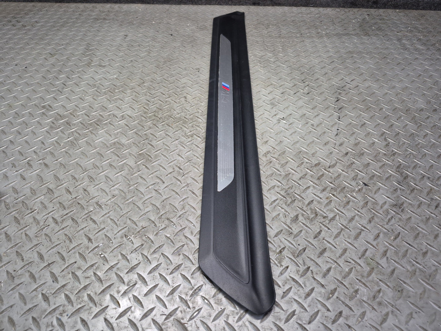 2015-2020 BMW F33 F83 M4 Convertible Door Scuff Sill Plate Trim Panel Set of 2