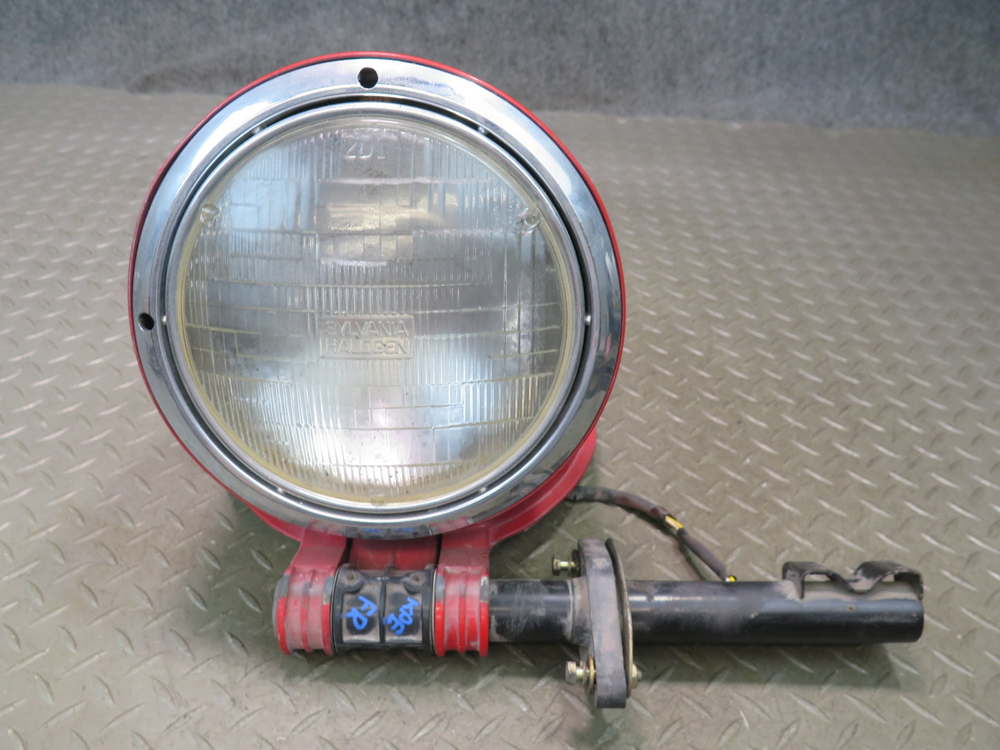 1978-1986 Porsche 928 S Front Right Side Halogen Headlight Lamp Assembly