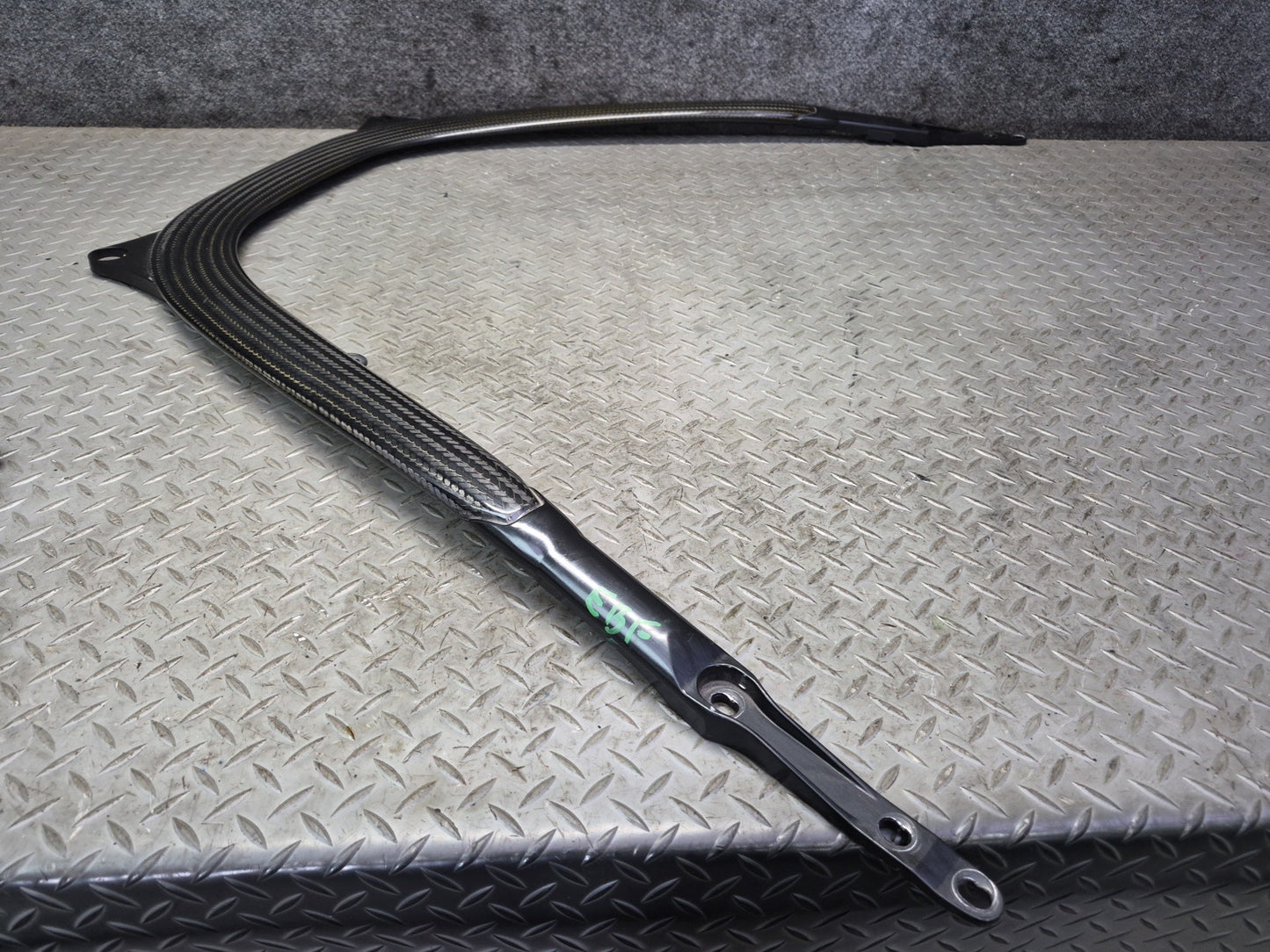 2015-2020 BMW F82 F83 M4 Cfrp Carbon Fiber Front Strut Tower Brace 8061631