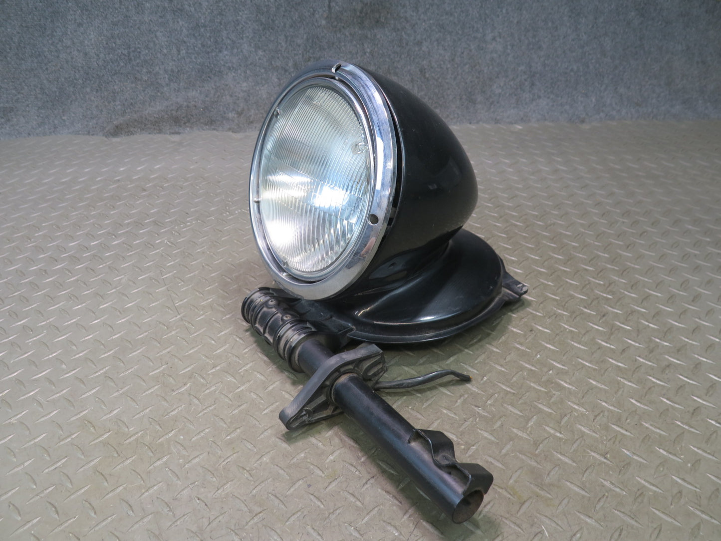 1978-1986 Porsche 928 S Front Right Side Halogen Headlight Lamp Assembly