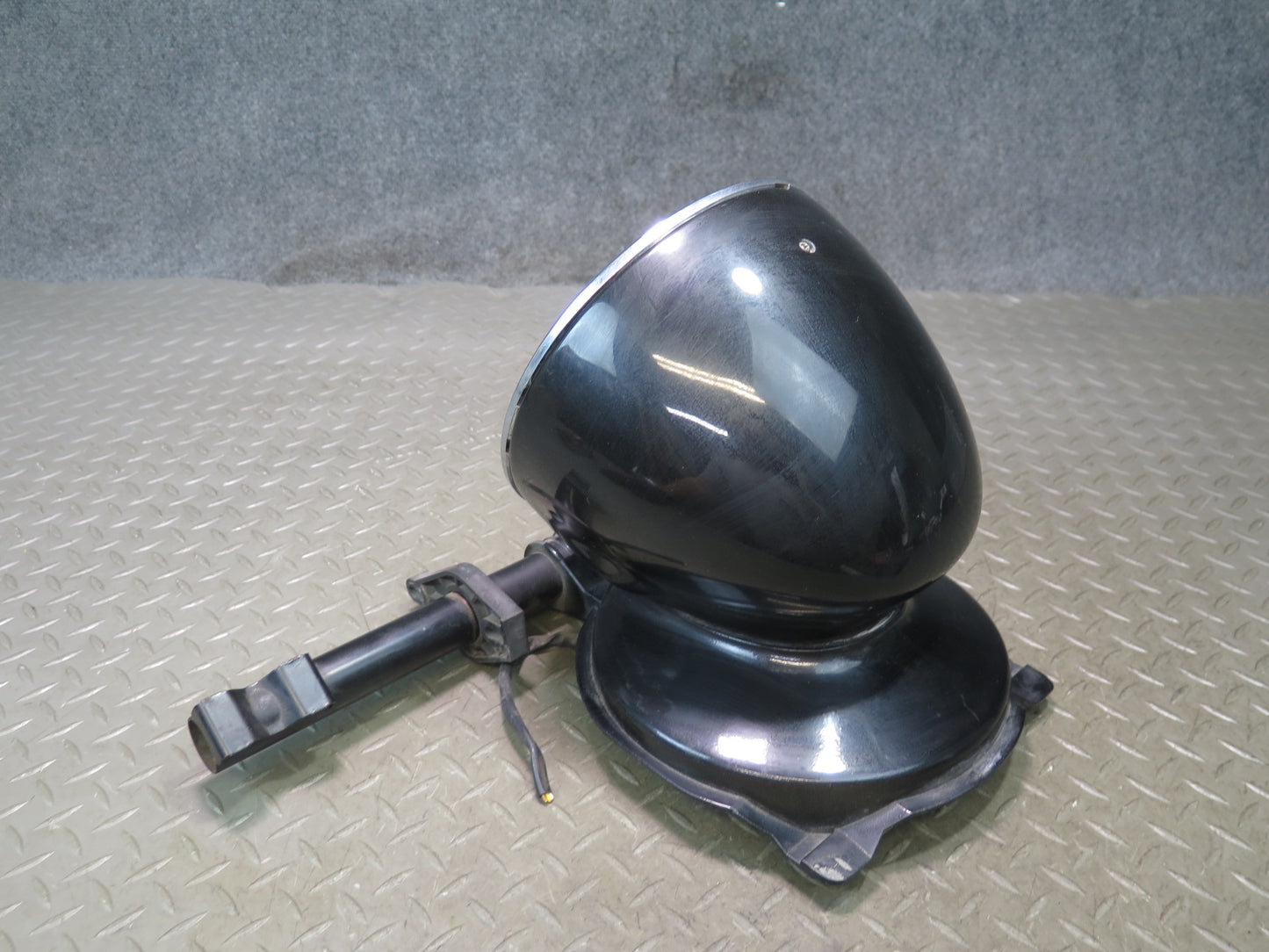 1978-1986 Porsche 928 S Front Right Side Halogen Headlight Lamp Assembly