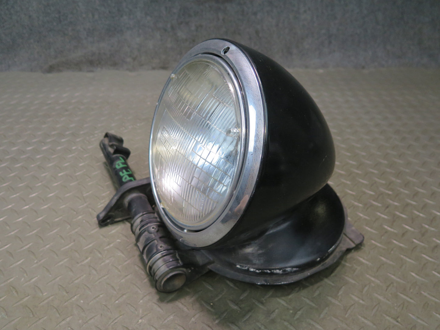 1978-1986 Porsche 928 S Front Left Side Halogen Headlight Lamp Assembly