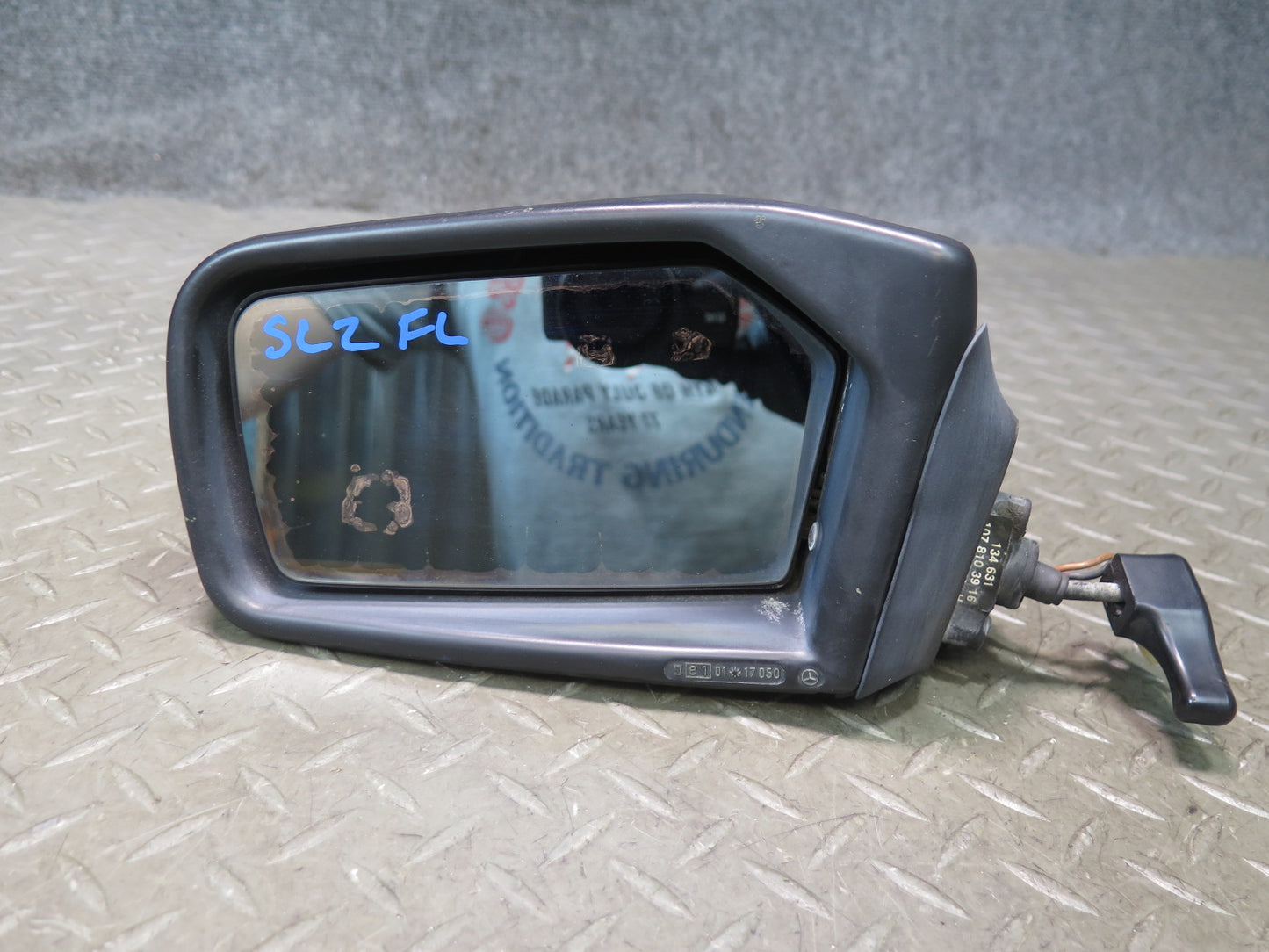 73-89 Mercedes R107 560SL Left Exterior Side View Mirror Glass Discoloration