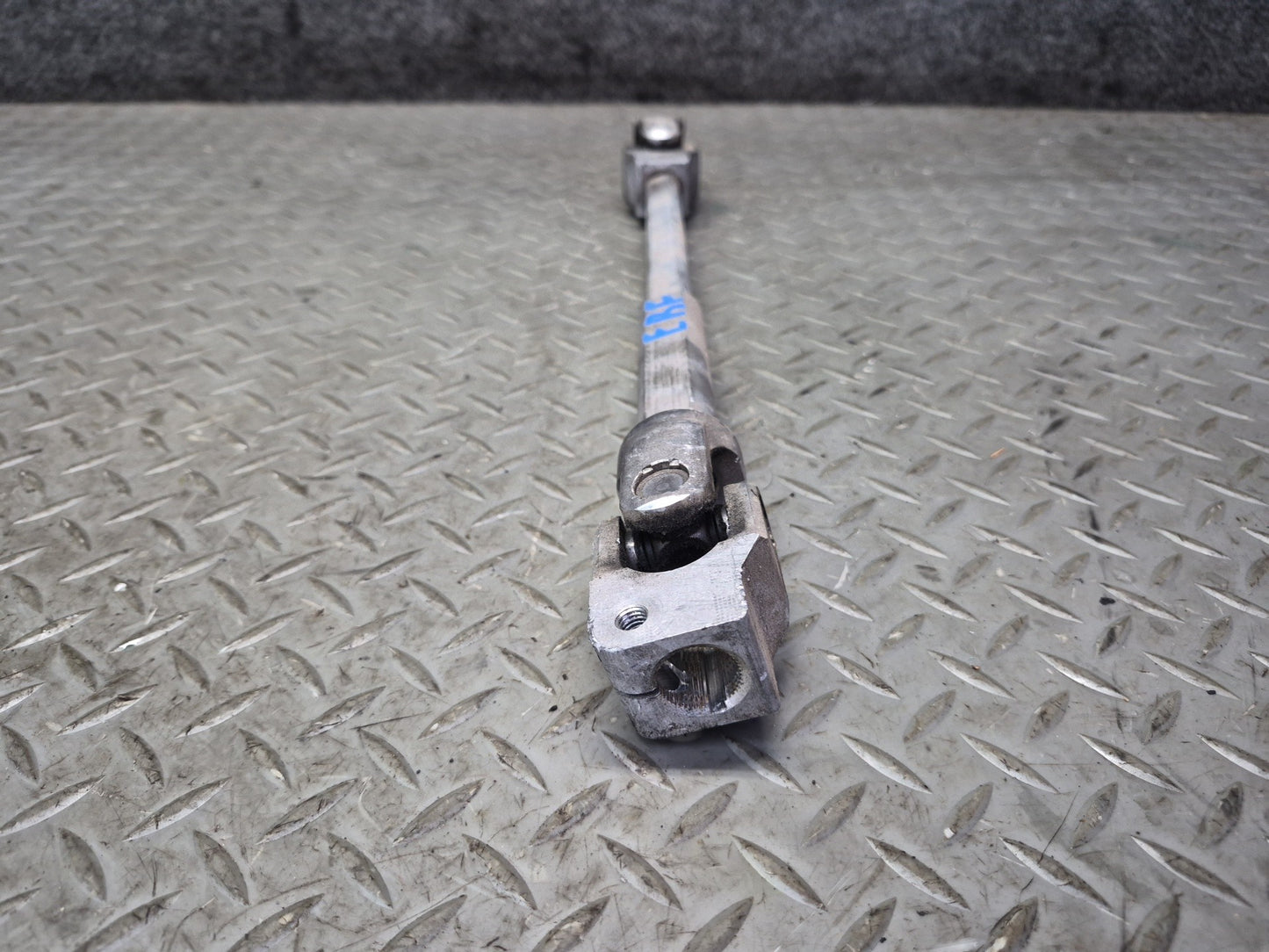 2015-2020 BMW F82 F83 M4 Steering Column U Joint Linkage Shaft