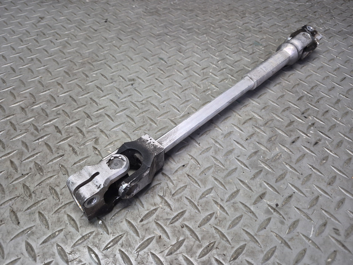 2015-2020 BMW F82 F83 M4 Steering Column U Joint Linkage Shaft