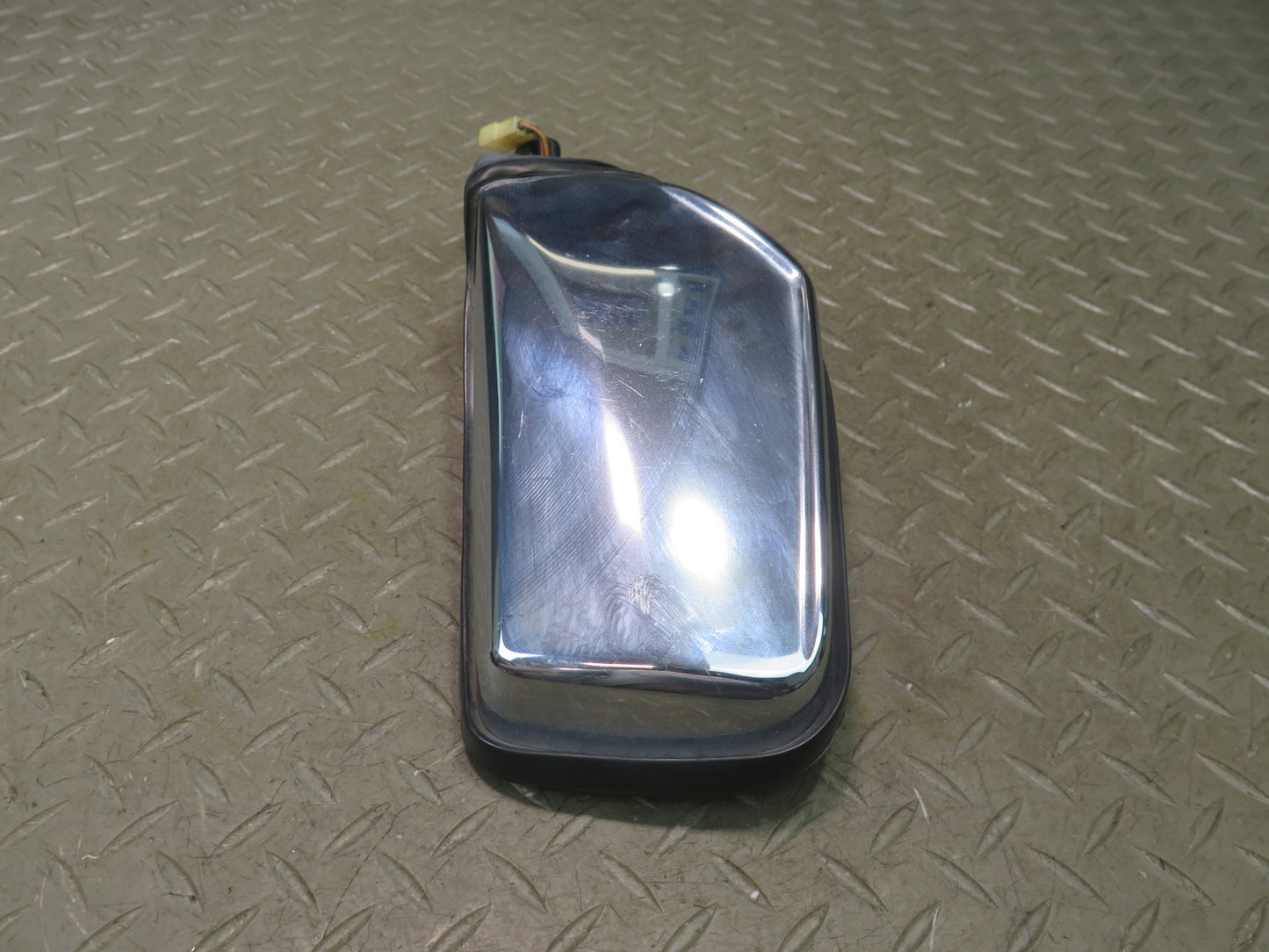 73-89 Mercedes R107 560SL Left Exterior Side View Mirror Glass Discoloration