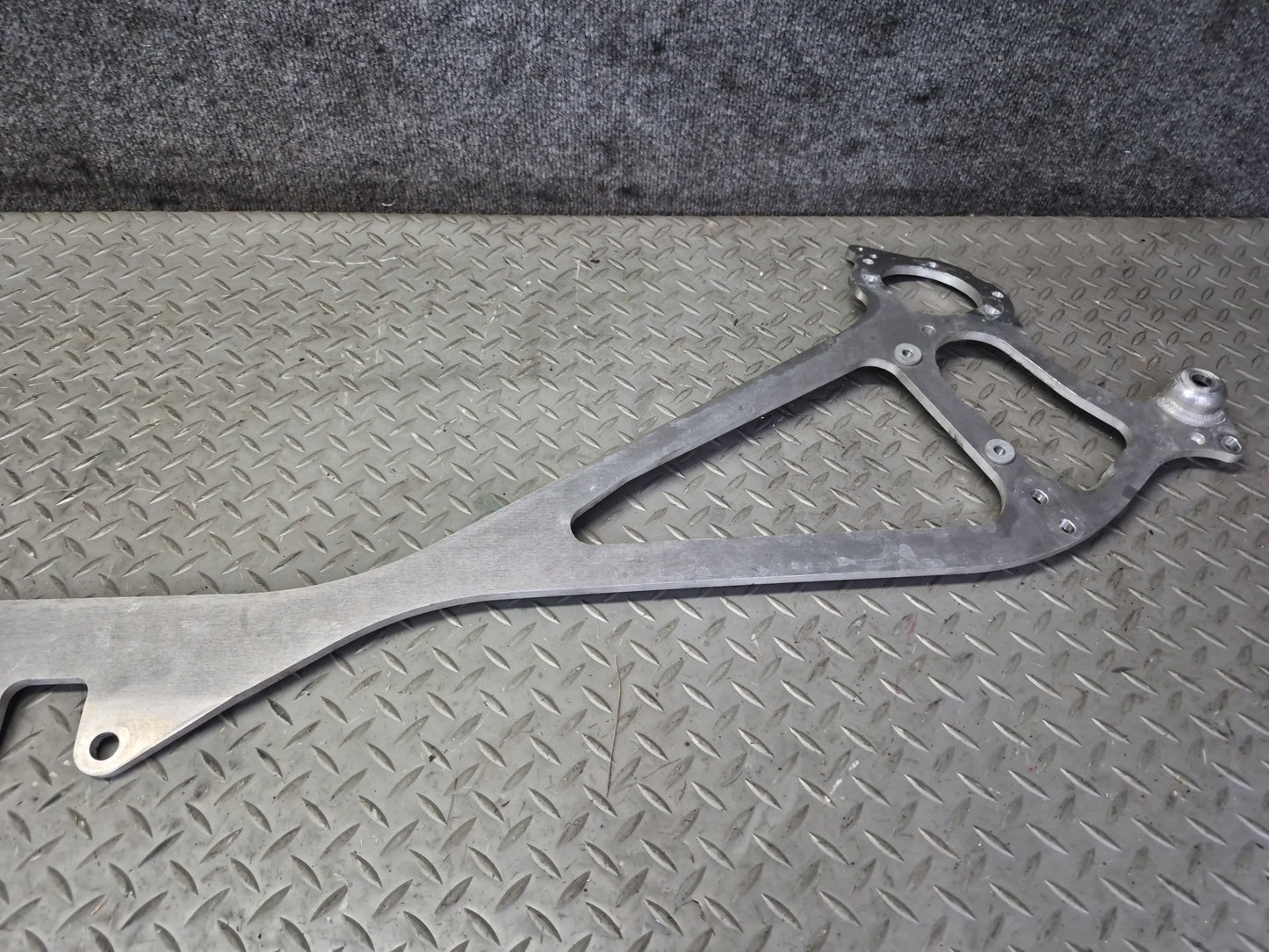 2015-2020 BMW F80 F82 F83 M4 M3 Front Upper Strut Tower Brace Bar 2284855