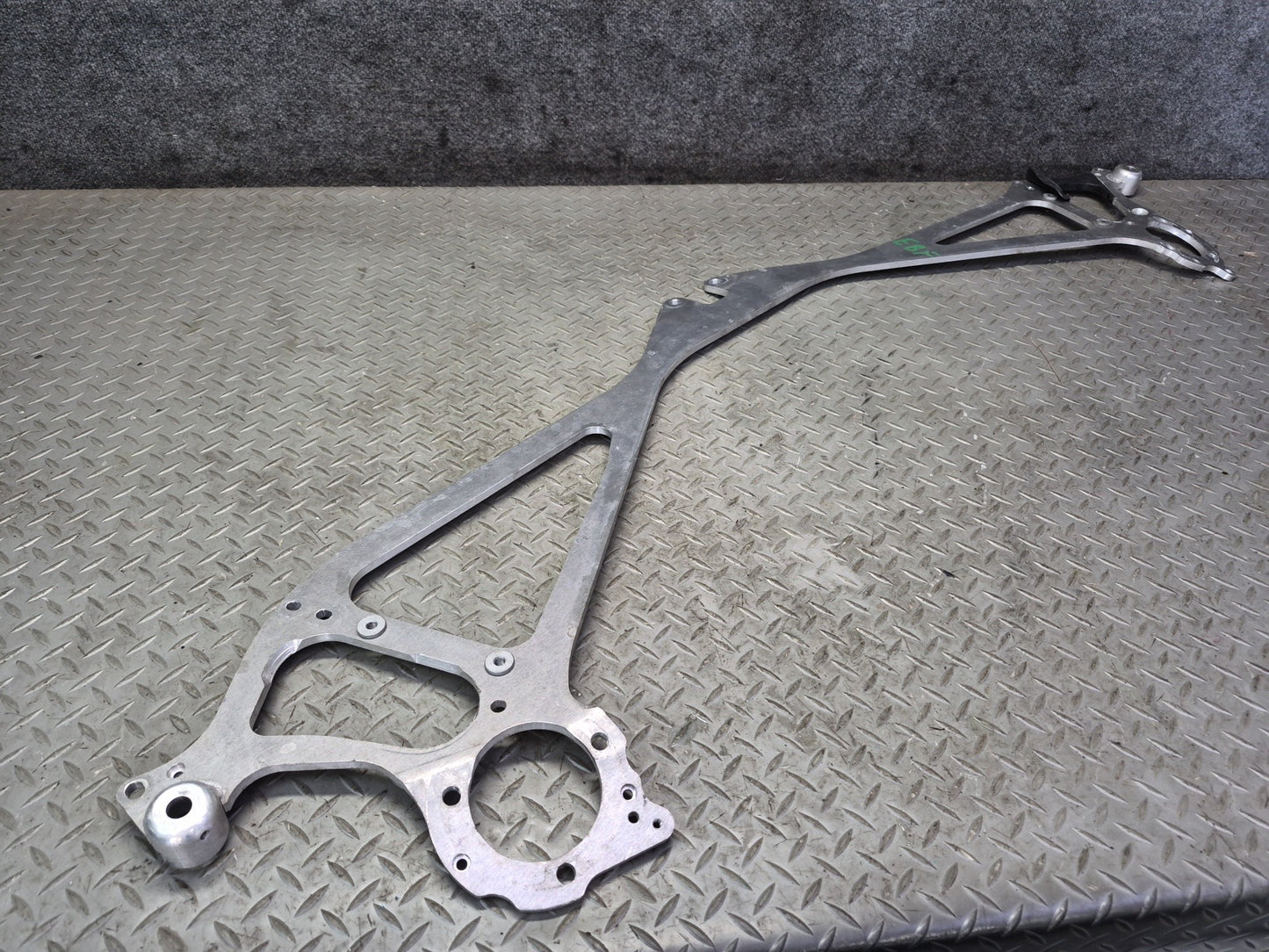 2015-2020 BMW F80 F82 F83 M4 M3 Front Upper Strut Tower Brace Bar 2284855