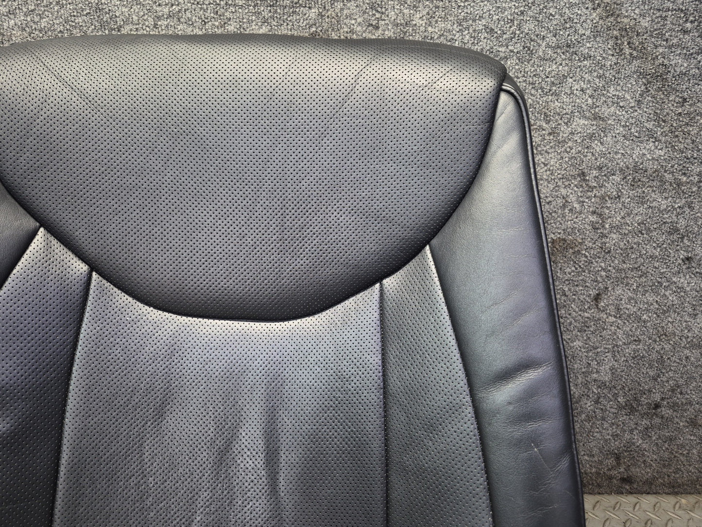 01-03 Lexus UCF30L LS430 Front Right Seat Upper Leather Cushion Black OEM