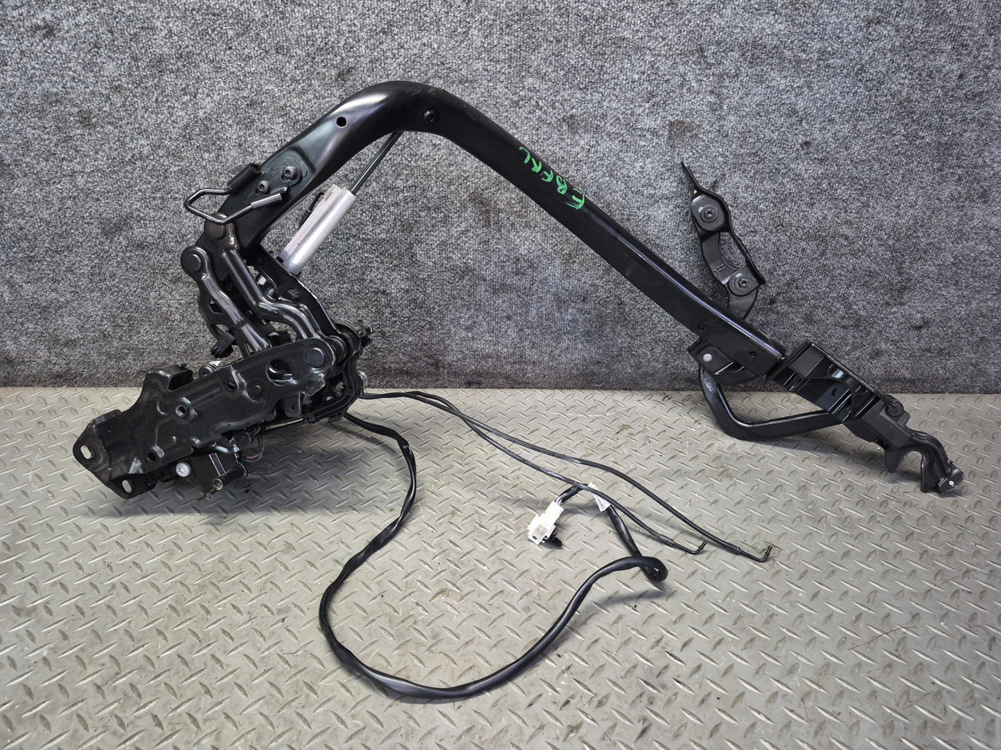 2015-2020 BMW F33 F83 M4 Convertible TOP Roof Left Hinge w Motor