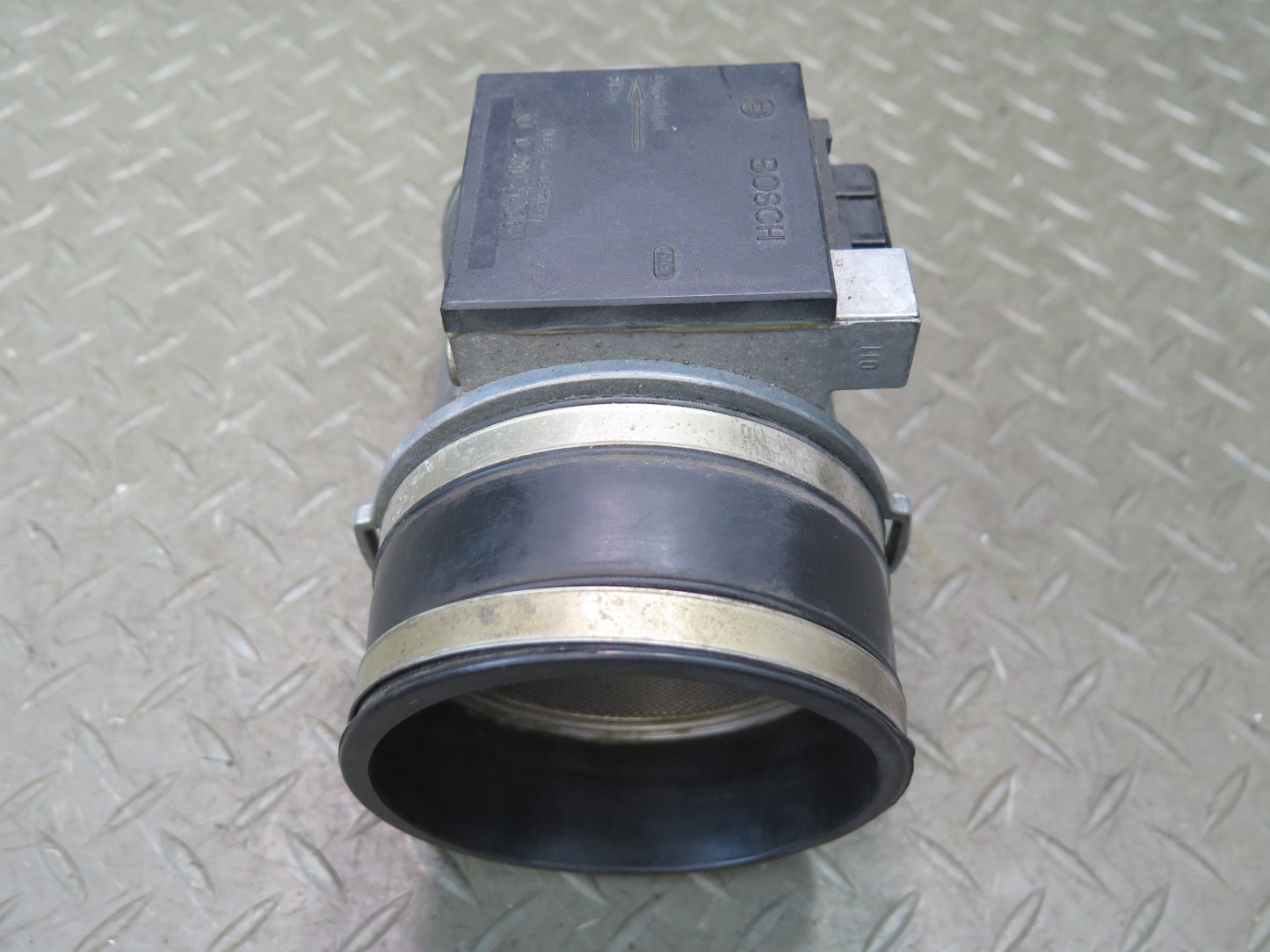 1985-1986 Porsche 928 S 5.0L V8 Engine Mass Air Flow Meter MAF Sensor 0280214001