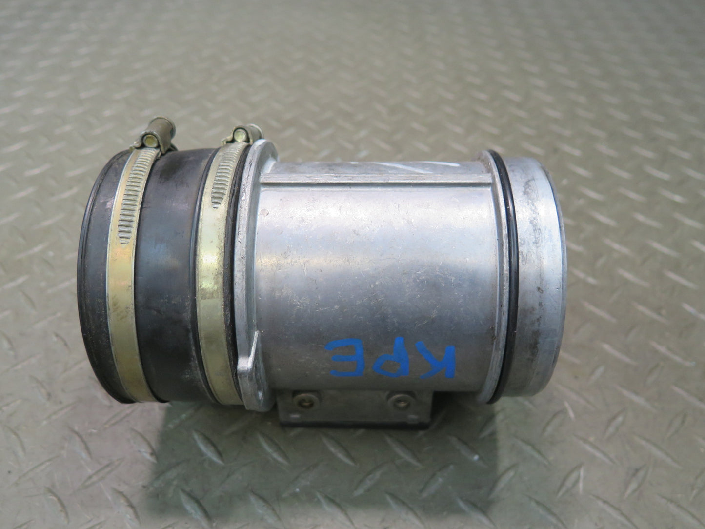 1985-1986 Porsche 928 S 5.0L V8 Engine Mass Air Flow Meter MAF Sensor 0280214001