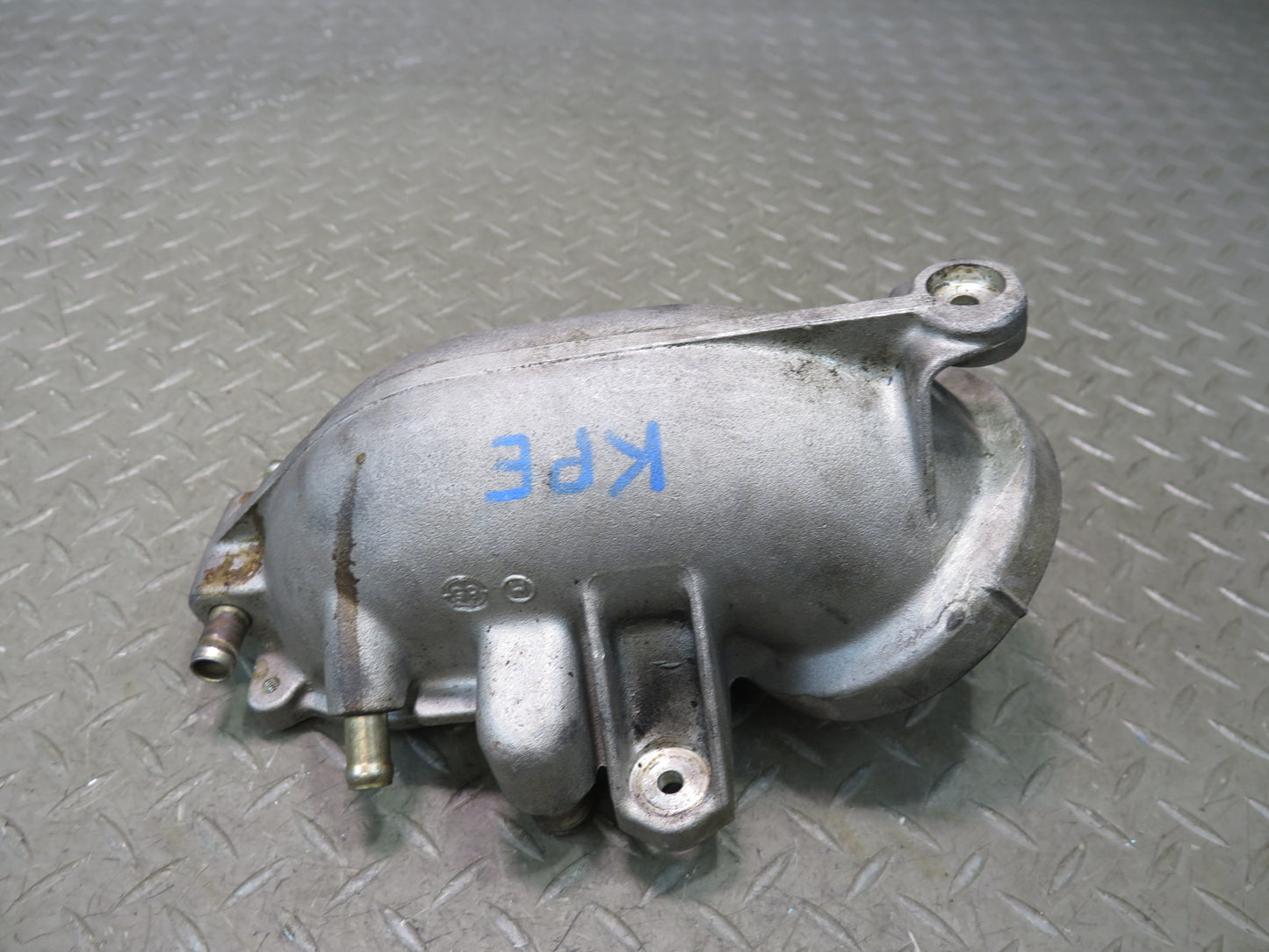 1985-1986 Porsche 928 S 5.0L V8 Engine Throttle Body Housing 9281101993R