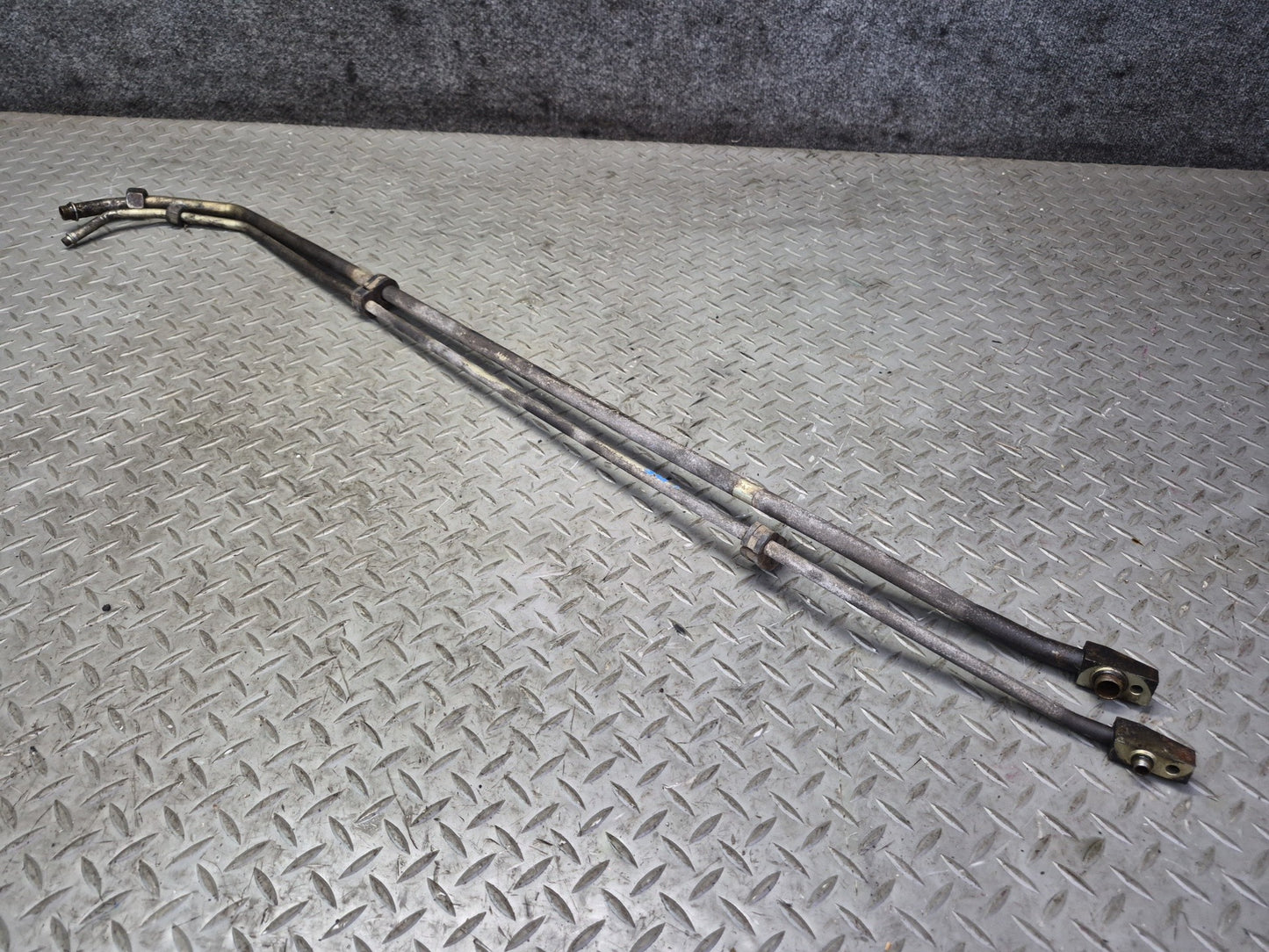 1985-1986 Porsche 928 A/C Air Conditioning Hose Pipe Line Dryer Set