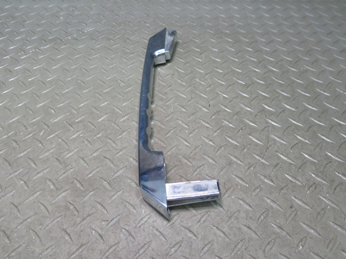 2003-2007 Hummer H2 Rear Trunk Lid Liftgate Chrome Grab Handle