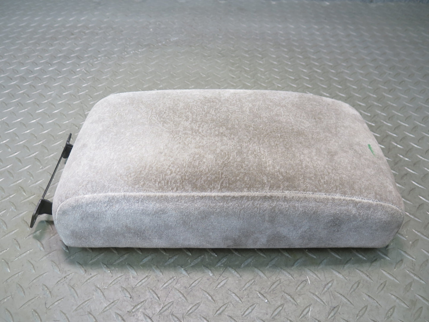 99-01 Toyota Crown JZS175 Center Console Armrest Storage Lid Gray OEM