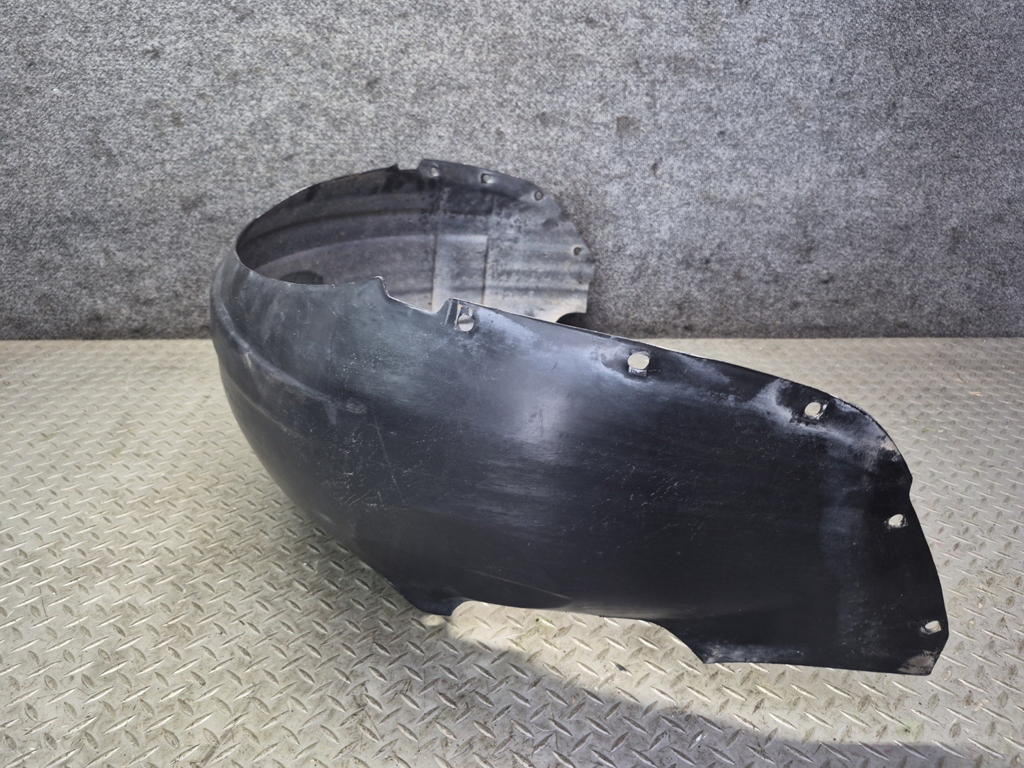 84-96 Chevrolet Corvette C4 Rear Left Fender Liner Splash Shield Guard OEM