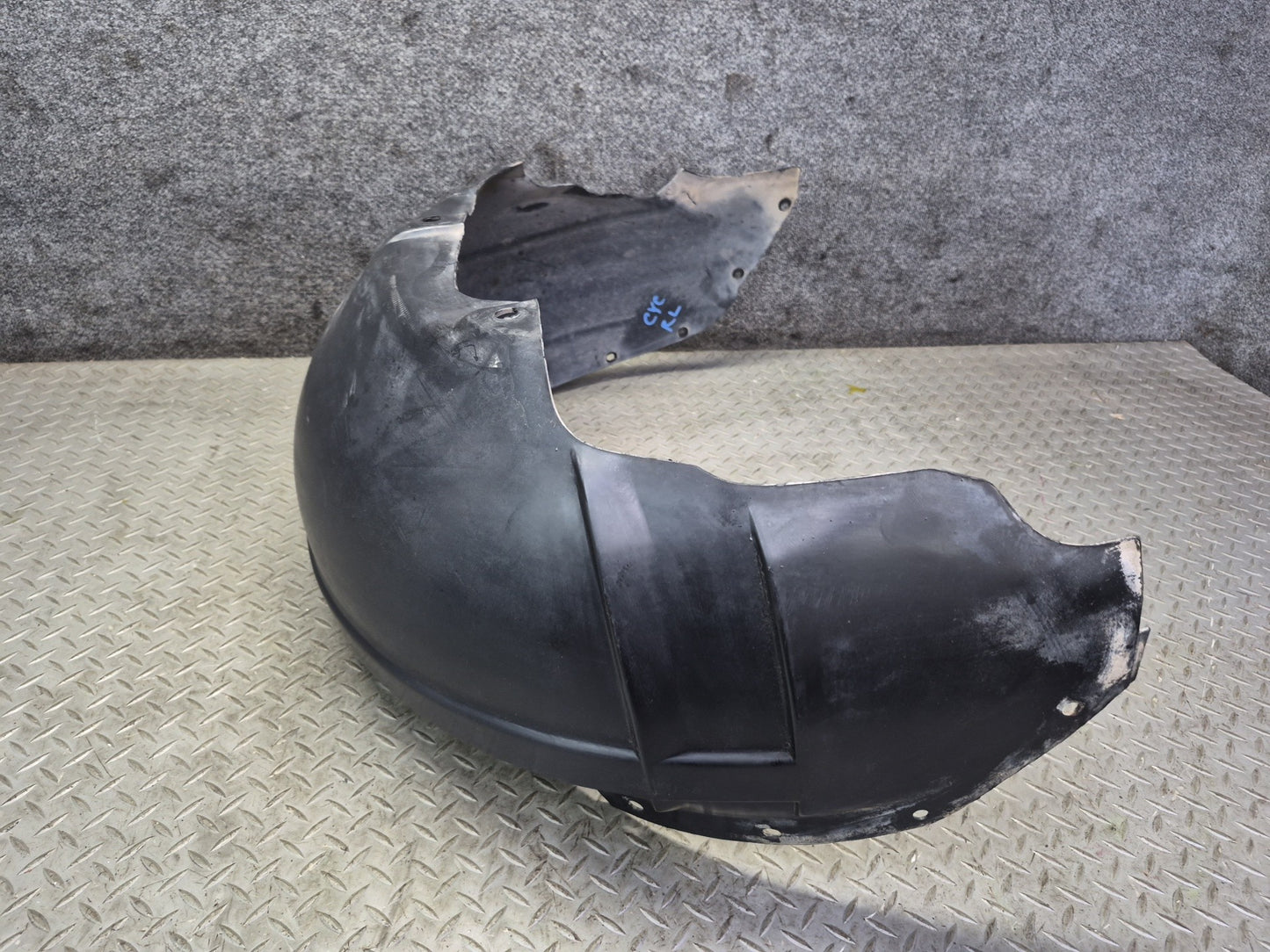 84-96 Chevrolet Corvette C4 Rear Left Fender Liner Splash Shield Guard OEM