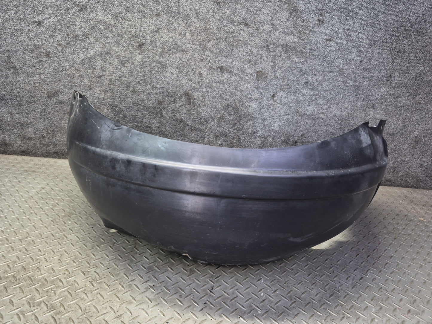 84-96 Chevrolet Corvette C4 Rear Right Fender Liner Splash Shield Guard OEM