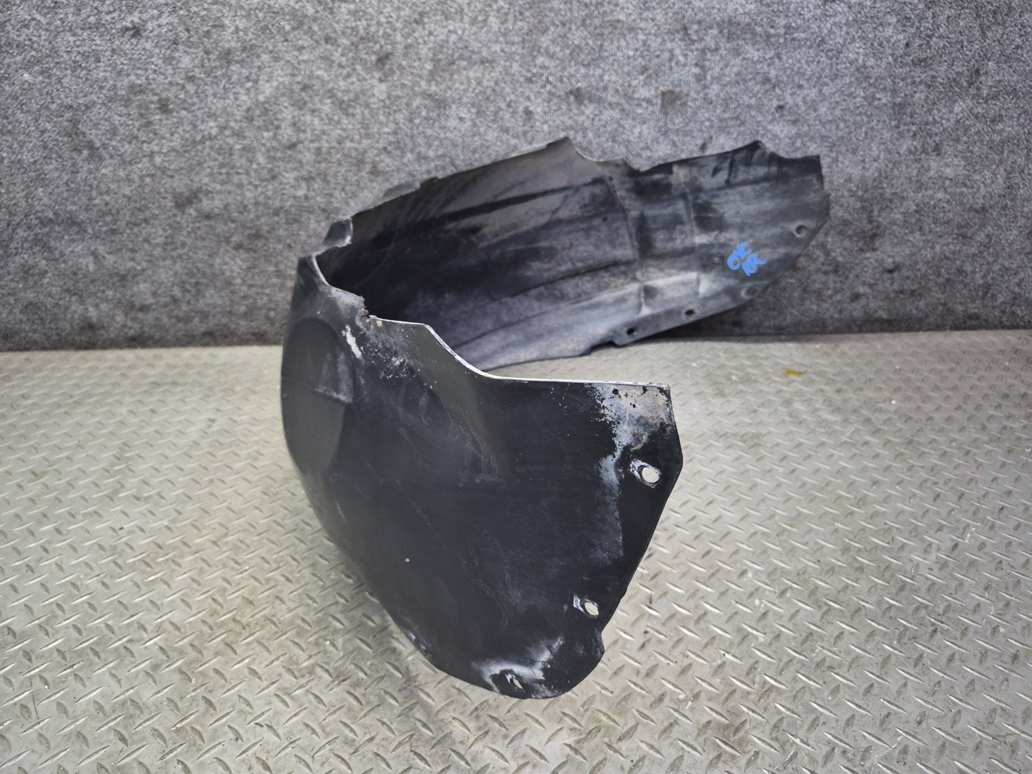 84-96 Chevrolet Corvette C4 Rear Right Fender Liner Splash Shield Guard OEM