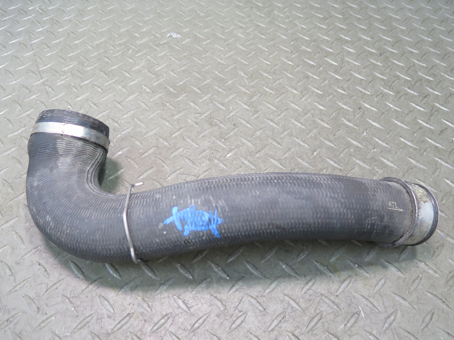2008-2010 Porsche Cayenne 957 Turbo Intercooler Hose Pipe Line 7L5145834D