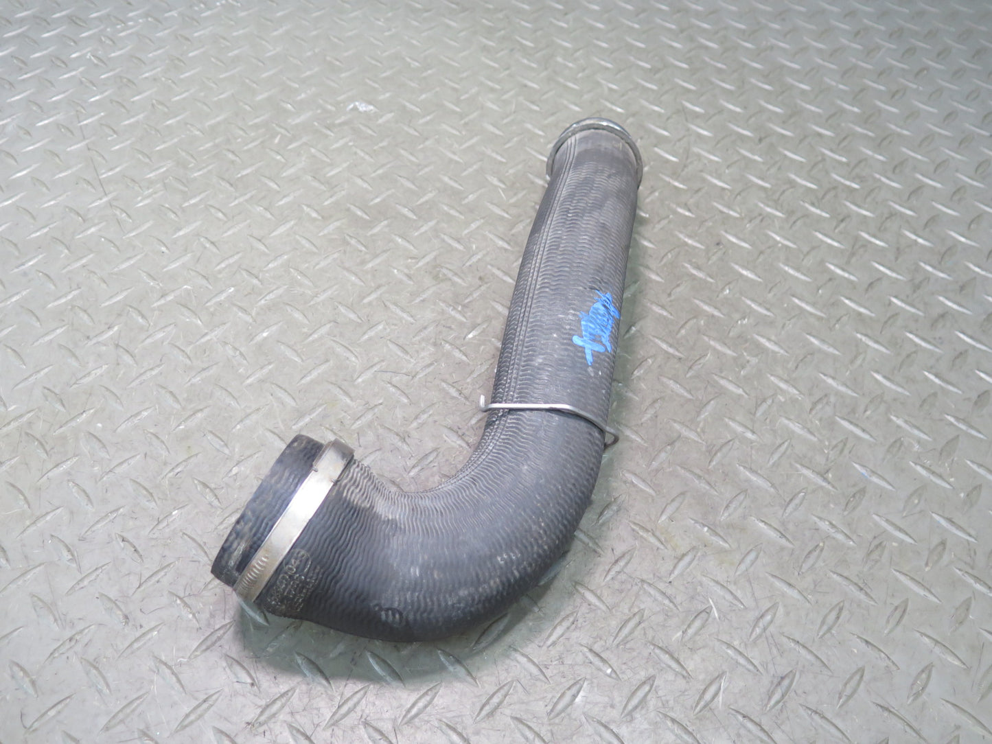 2008-2010 Porsche Cayenne 957 Turbo Intercooler Hose Pipe Line 7L5145834D
