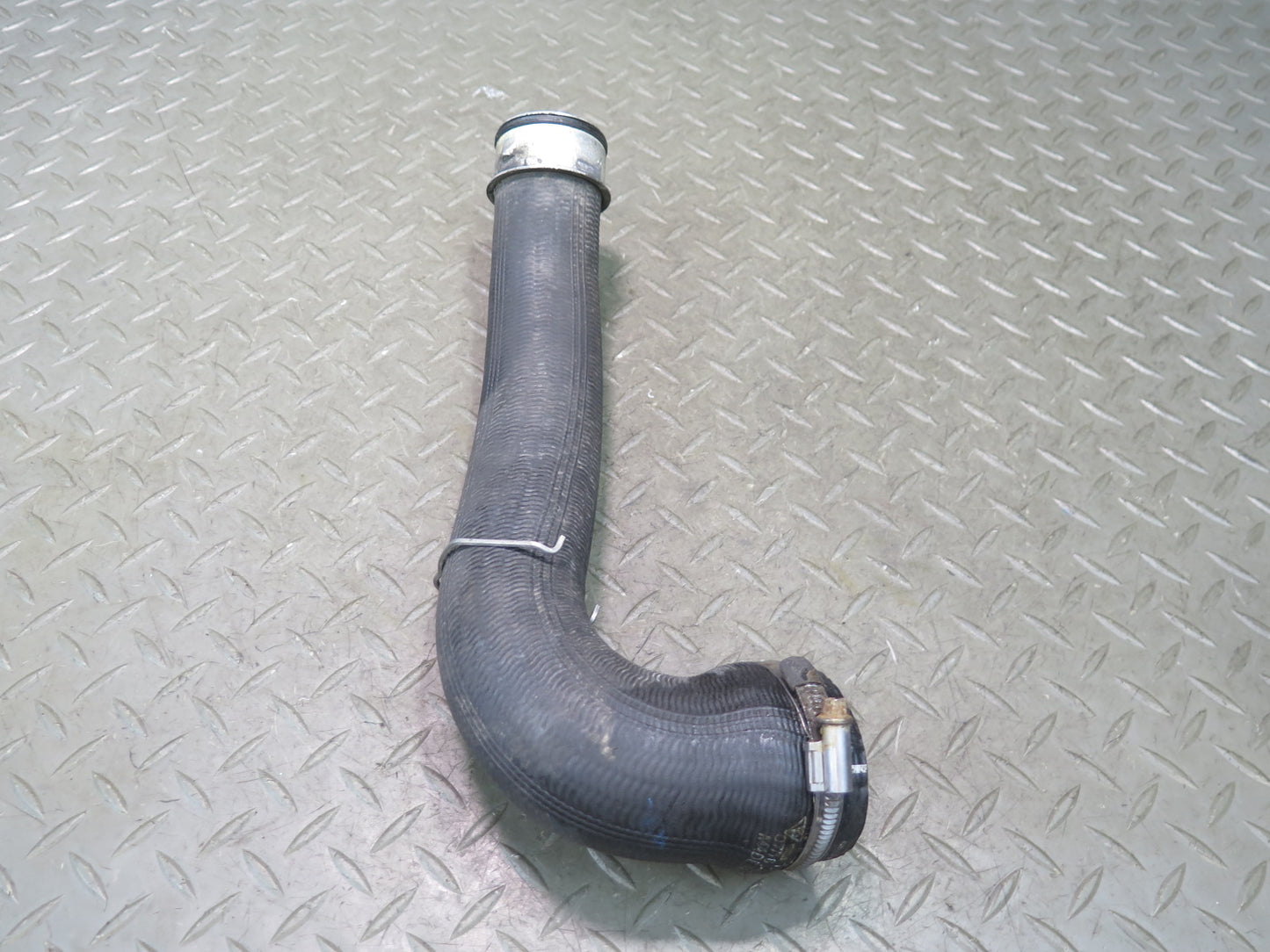 2008-2010 Porsche Cayenne 957 Turbo Intercooler Hose Pipe Line 7L5145834D
