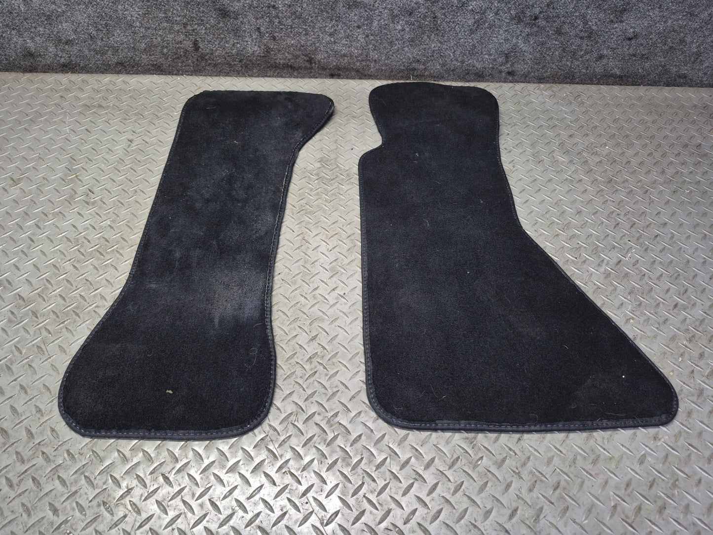 90-96 Chevrolet Corvette C4 Set of 2 Aftermarket Front Carpet Floor MAT