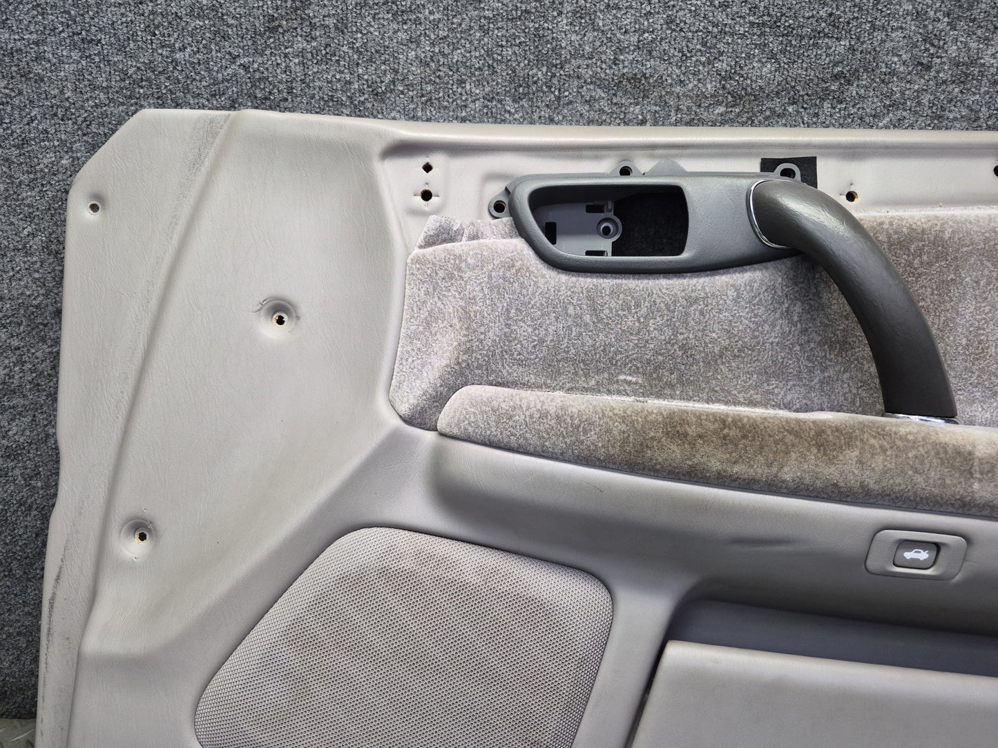 99-01 Toyota Crown JZS175 Front Right Door Interior Trim Cover Panel Gray OEM