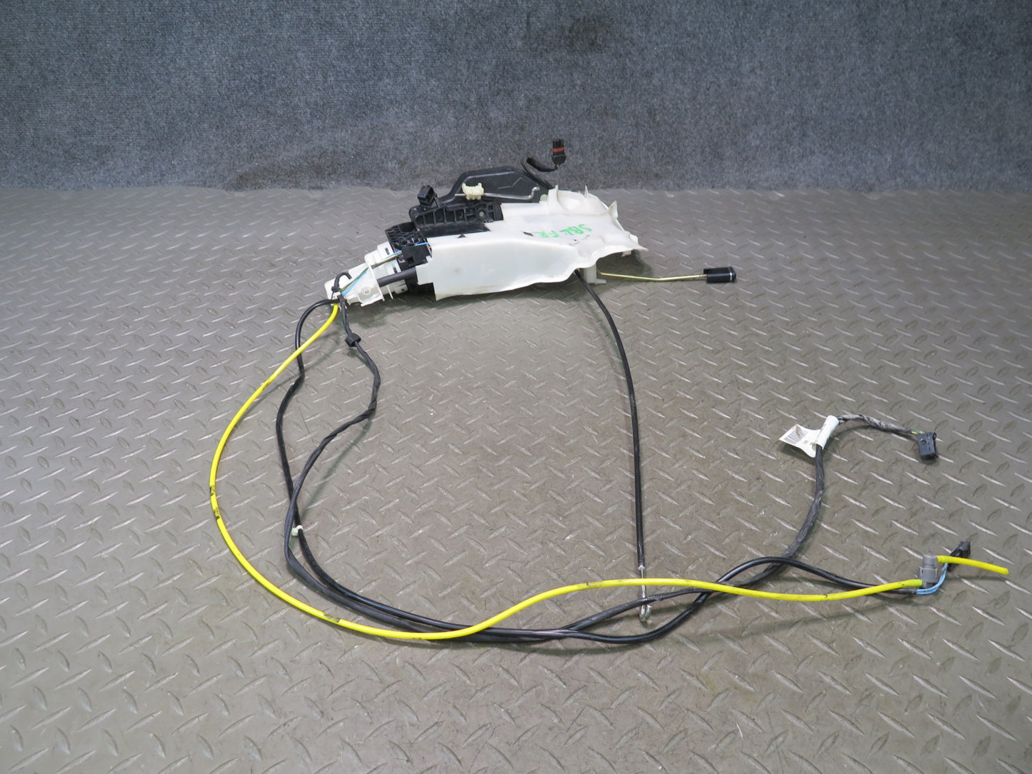 03-12 Mercedes R230 SL55 AMG Front Right Door Lock Latch Actuator Keyless OEM
