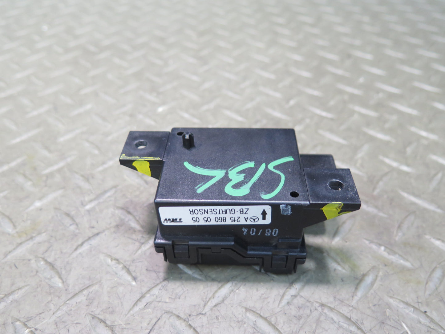 03-06 Mercedes R230 Sl-class Seat Belt Retractor Sensor 2158600505 OEM