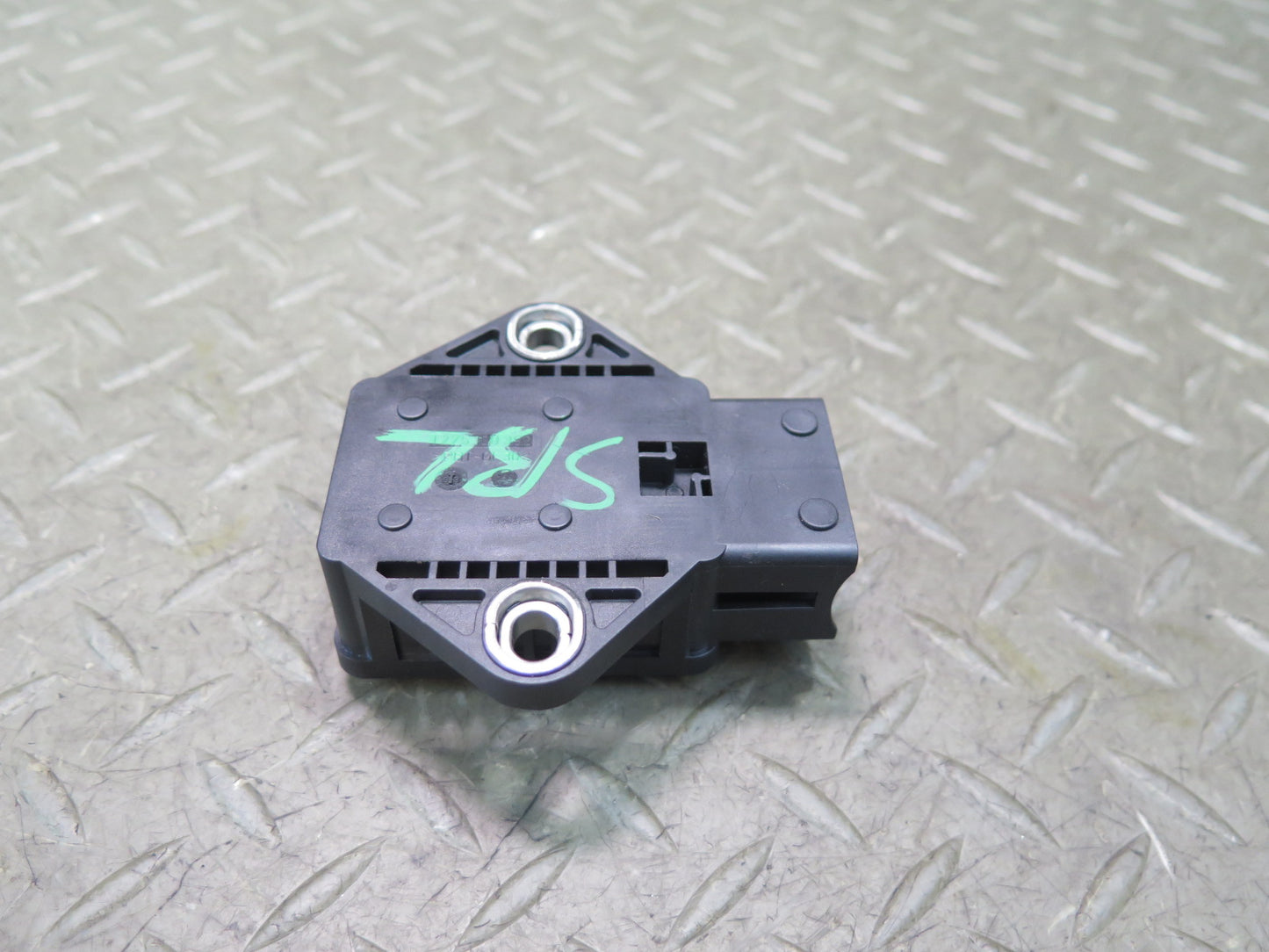 03-06 Mercedes R230 SL55 AMG YAW Turn Rate Acceleration Speed Sensor OEM