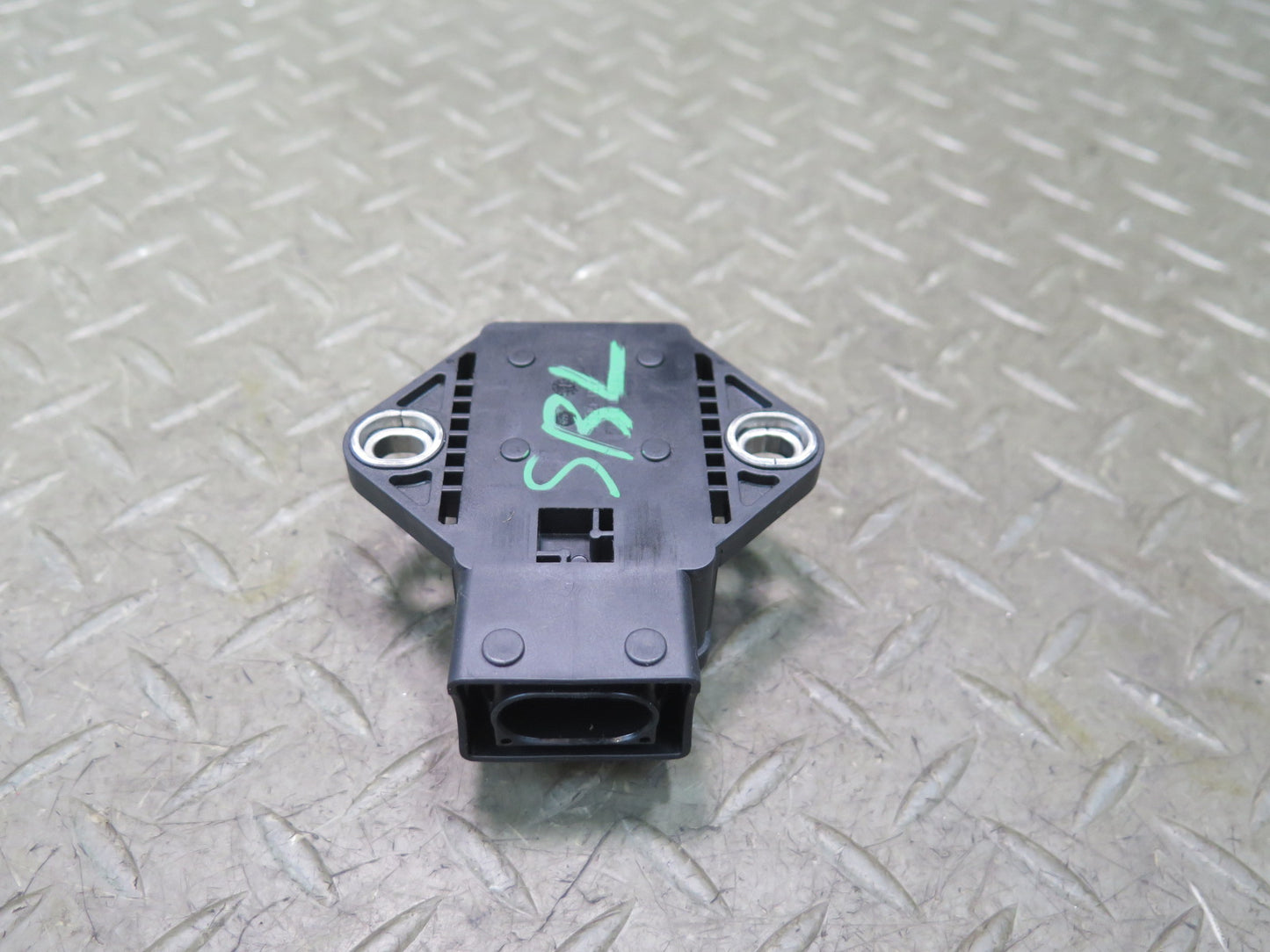 03-06 Mercedes R230 SL55 AMG YAW Turn Rate Acceleration Speed Sensor OEM