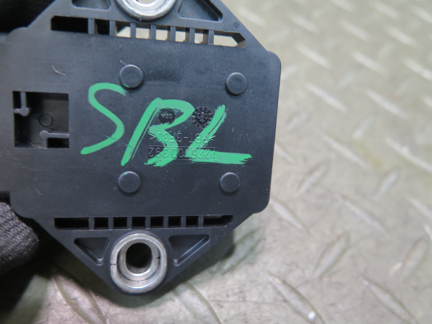 03-06 Mercedes R230 SL55 AMG YAW Turn Rate Acceleration Speed Sensor OEM
