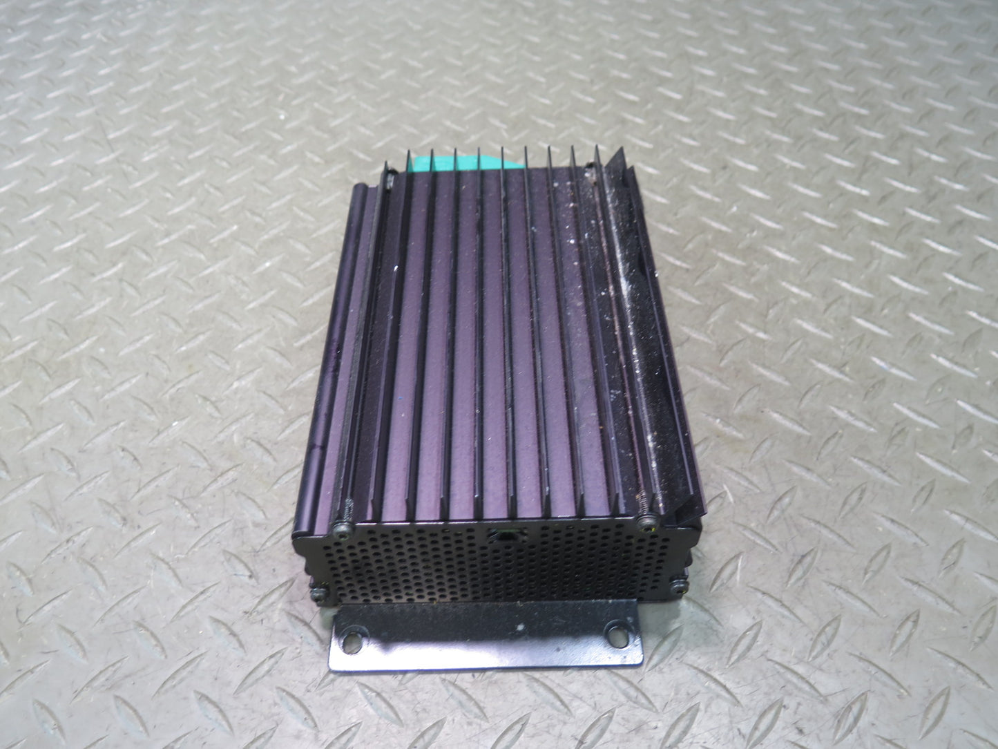 03-04 Mercedes R230 SL55 AMG Bose Audio Radio Amplifier AMP 2308200189 OEM