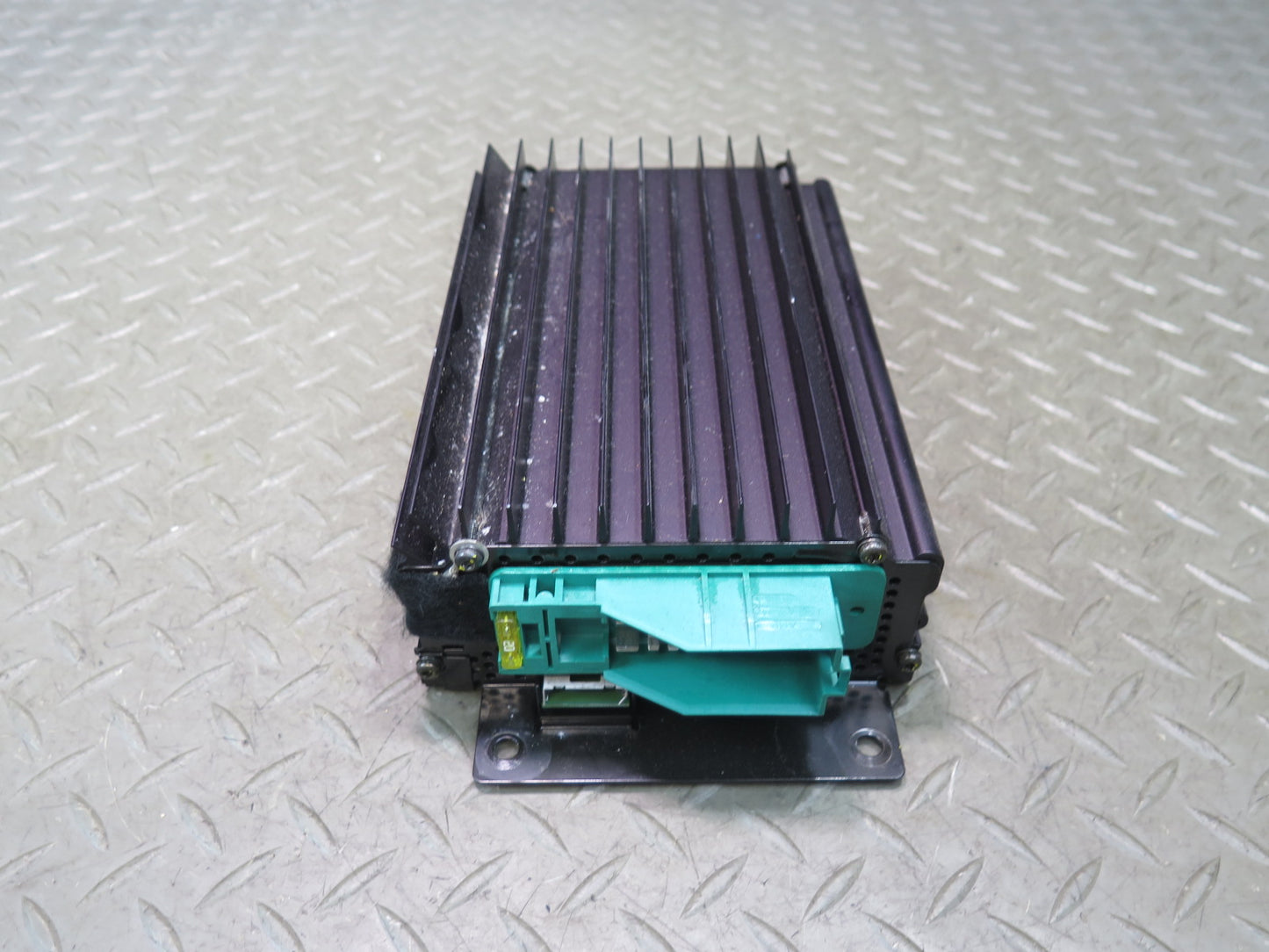 03-04 Mercedes R230 SL55 AMG Bose Audio Radio Amplifier AMP 2308200189 OEM