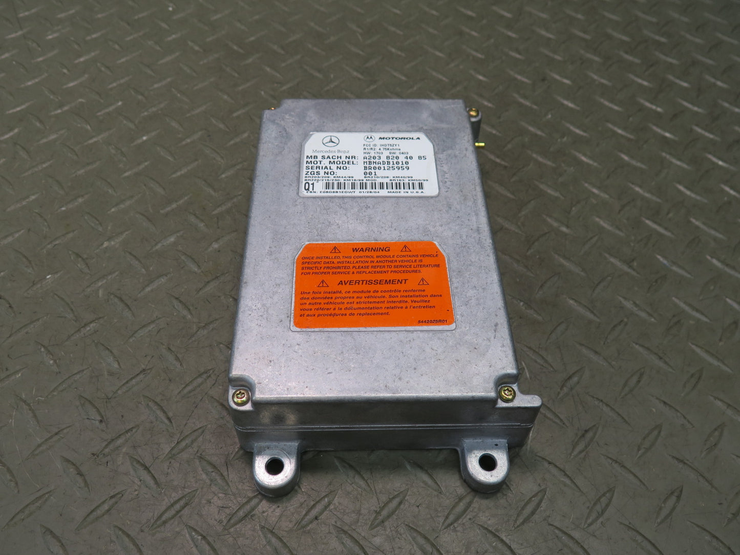 03-06 Mercedes R230 Sl-class Voice Command Control Module 2038204085 OEM