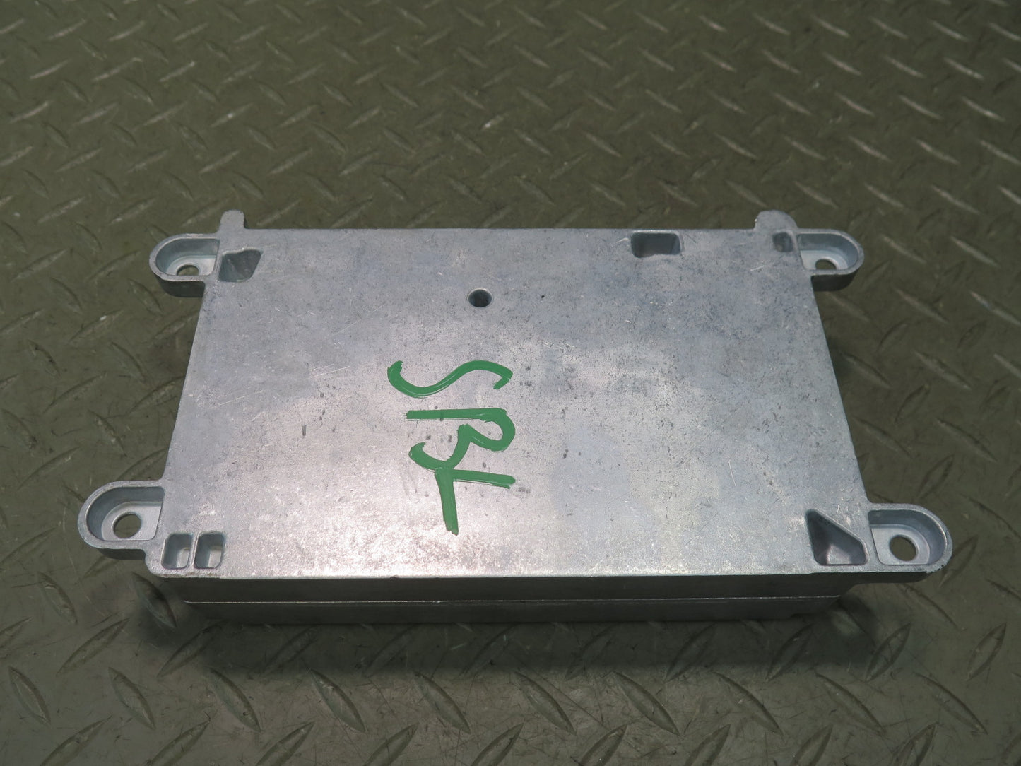 03-06 Mercedes R230 Sl-class Voice Command Control Module 2038204085 OEM