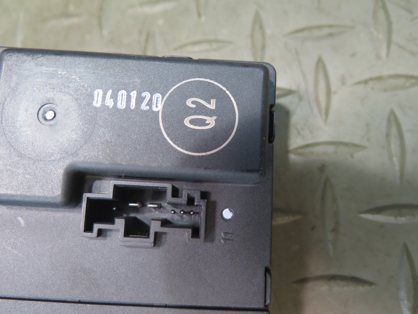 03-12 Mercedes R230 SL55 AMG Left Door Control Module 2308204726 OEM
