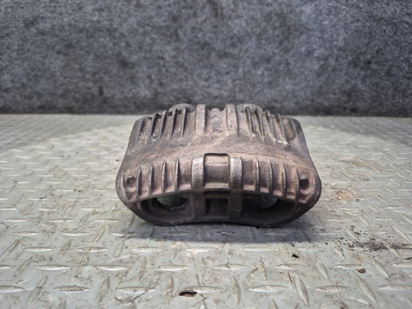 89-96 Chevrolet Corvette C4 Set of 2 Front Left & Right Brake Caliper OEM