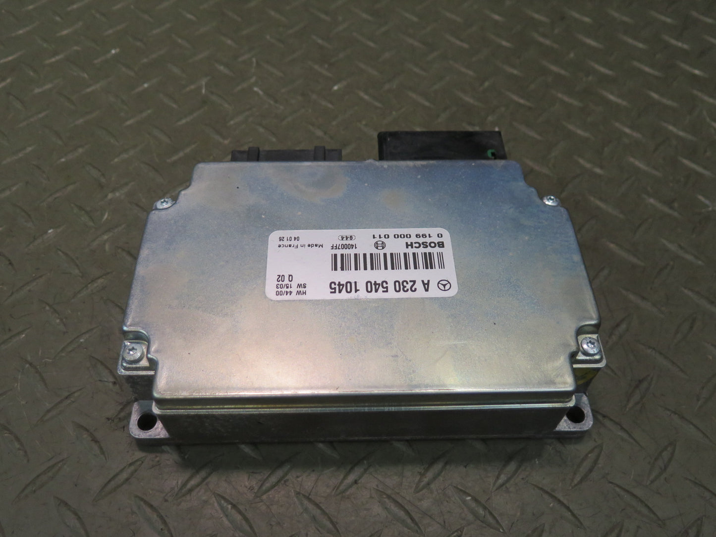 03-12 Mercedes R230 Sl-class Battery Stabilization Control Module 2305401045 OEM