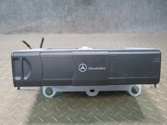 03-08 Mercedes R230 Sl-class CD Changer Player w Magazine 2038209089 OEM